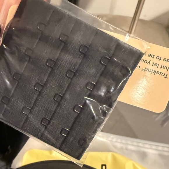 Truekind Black Wireless Bra - Picture 6 of 7